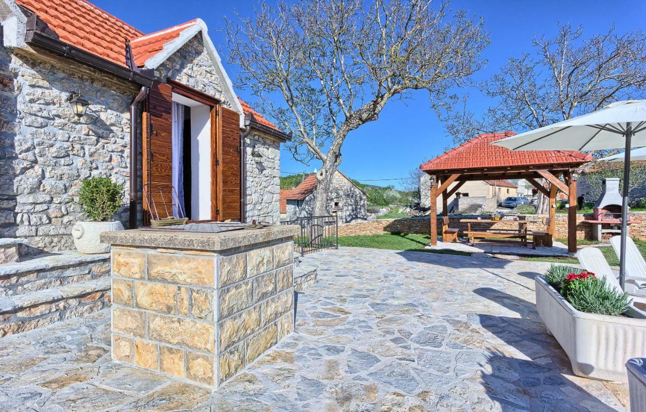 Dalmatia Stone House - Heated Pool Guest House Biorine Eksteriør bilde